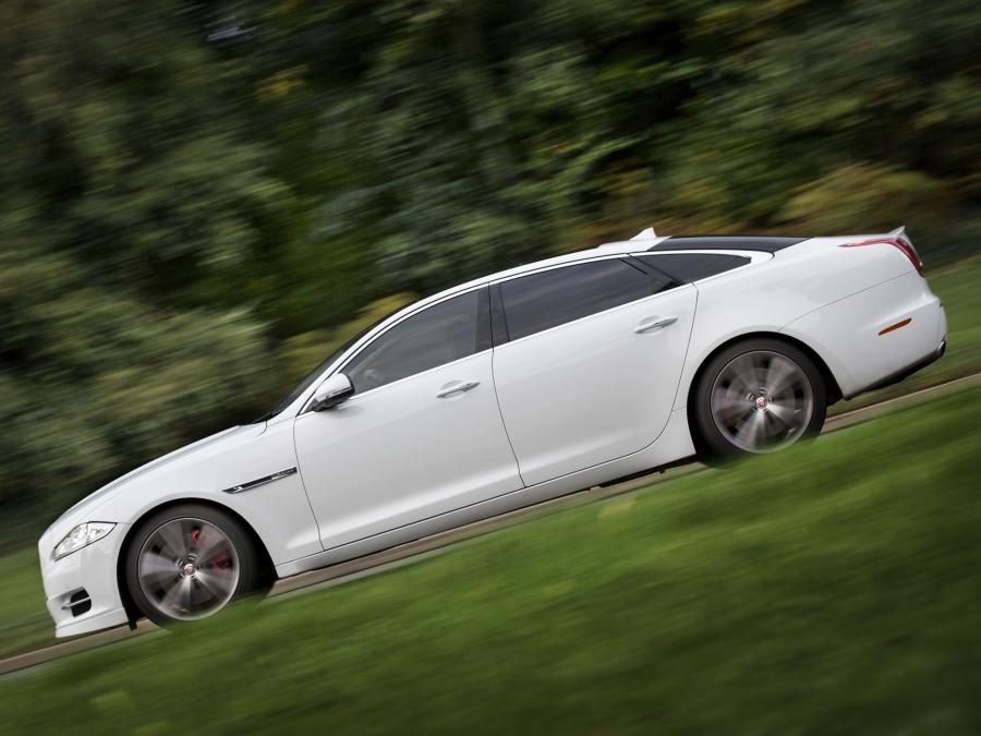 Jaguar XJL Supersport 2010 года  (UK) (фото 4 из 13)
